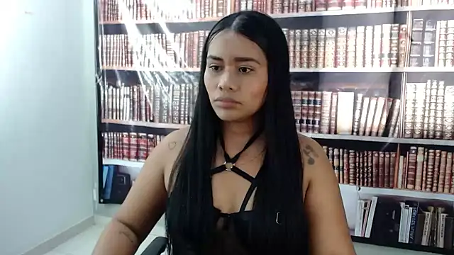 Amber Bluu online show from December 18, 2024, 8:36 pm