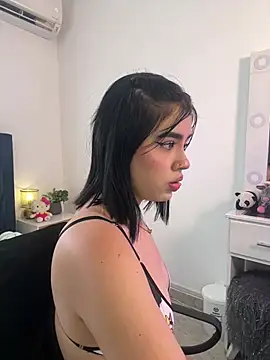 Lily Woodz online show from January 16, 2026, 7:07 pm