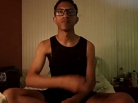 Snapshot of matheusroger chatting on December 1, 2025, 2:12 am matheusroger online show from December 1, 2025, 2:12 am