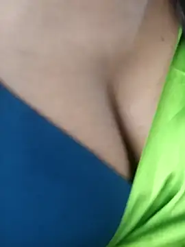 Snapshot of Mee_Neeharika chatting on December 25, 2024, 9:43 pm Mee Neeharika online show from December 25, 2024, 9:43 pm