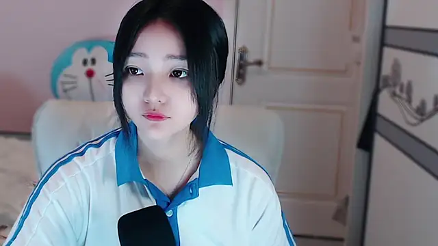 xiao-xiao-D online show from March 12, 2025, 11:54 am