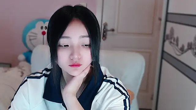 xiao-xiao-D online show from March 10, 2025, 4:14 pm