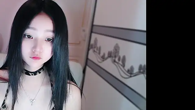 xiao-xiao-D online show from March 19, 2025, 8:23 am