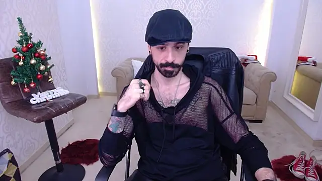 Snapshot of AxelColton chatting on December 15, 2025, 10:10 am AxelColton online show from December 15, 2025, 10:10 am