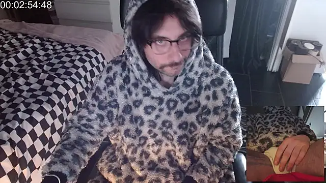 Chuck-FR online show from April 17, 2026, 8:06 am