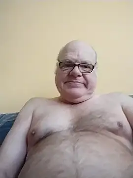 Snapshot of jk6t chatting on February 10, 2026, 1:32 pm jk6t online show from February 10, 2026, 1:32 pm