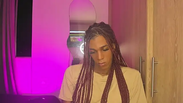 valeria montess online show from March 17, 2025, 3:25 am