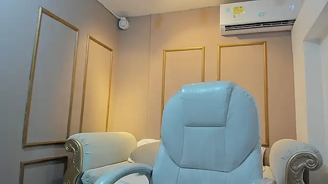 Snapshot of PerlaPreciosa chatting on February 27, 2026, 4:01 am PerlaPreciosa online show from February 27, 2026, 4:01 am