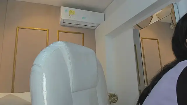 Snapshot of PerlaPreciosa chatting on February 6, 2026, 4:08 am PerlaPreciosa online show from February 6, 2026, 4:08 am