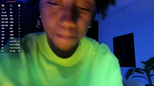 JhonyMiller  online show from April 18, 2026, 8:20 pm