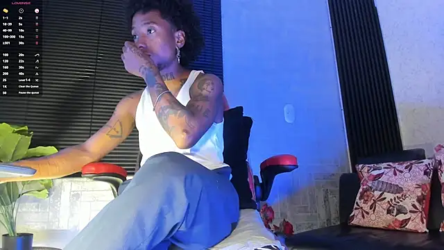 JhonyMiller  online show from November 11, 2025, 7:41 pm