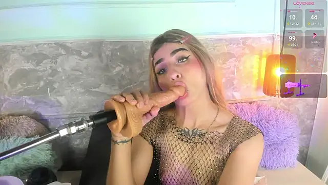 Snapshot of Little_lili19 chatting on February 27, 2026, 9:03 pm Little lili19 online show from February 27, 2026, 9:03 pm