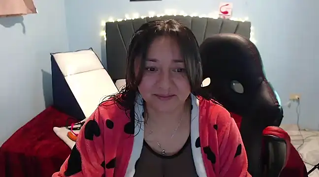 AngelRouss online show from February 12, 2025, 10:35 am