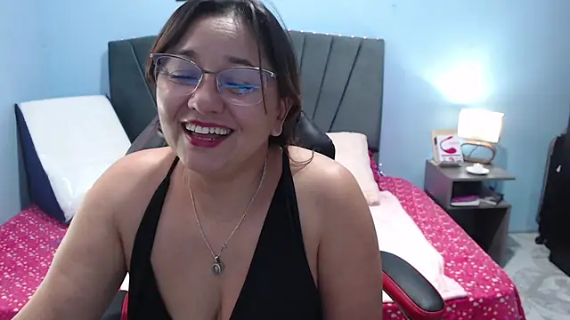 AngelRouss online show from March 13, 2025, 2:44 pm