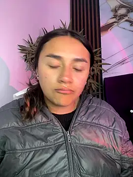 michell boobs  online show from December 3, 2025, 12:37 pm