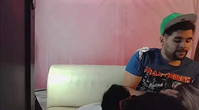 Snapshot of kattyandericc chatting on February 21, 2025, 4:48 pm kattyandericc online show from February 21, 2025, 4:48 pm