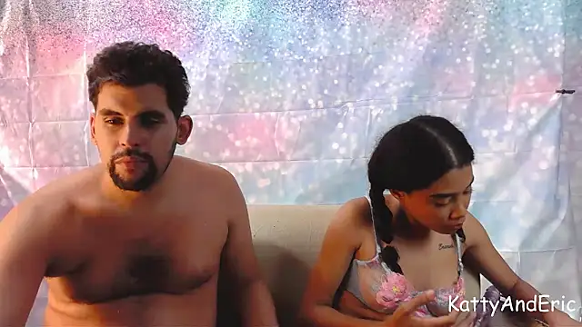 Snapshot of kattyandericc chatting on February 25, 2025, 8:00 pm kattyandericc online show from February 25, 2025, 8:00 pm