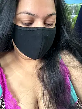 FlatVincy4 online show from October 2, 2025, 3:54 am