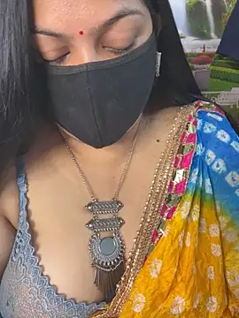 FlatVincy4 online show from October 25, 2025, 4:11 am