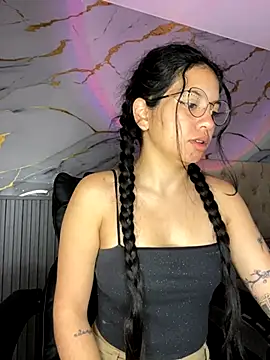 Rosita forever  online show from November 2, 2025, 1:05 pm