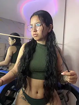 Rosita forever  online show from November 15, 2025, 1:48 pm