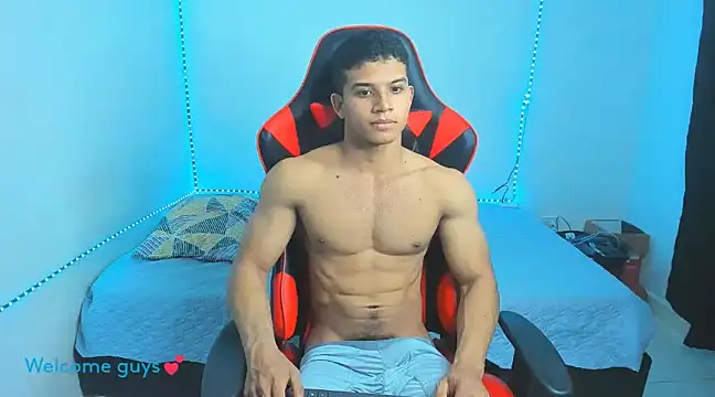 oliver thompsson7 online show from February 3, 2025, 12:47 am