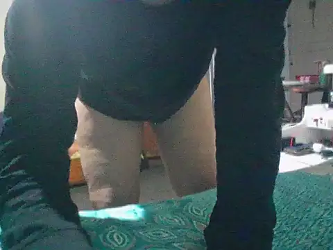 Snapshot of manolo666hot chatting on November 28, 2025, 8:20 pm manolo666hot online show from November 28, 2025, 8:20 pm