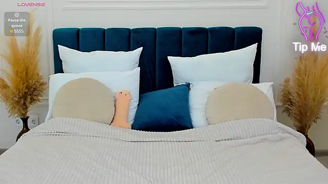 ChloeSug online show from March 21, 2025, 8:18 pm