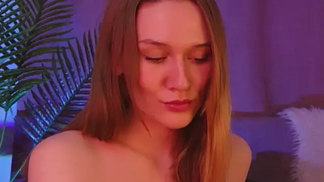 Hina  Derry online show from January 13, 2025, 4:30 pm