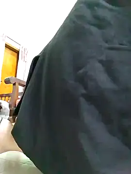 Snapshot of GildanK18 chatting on January 14, 2025, 7:53 pm GildanK18 online show from January 14, 2025, 7:53 pm