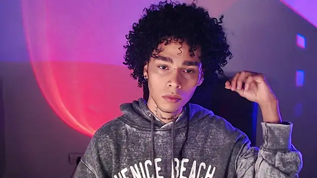 seven7xis online show from January 25, 2025, 5:40 am