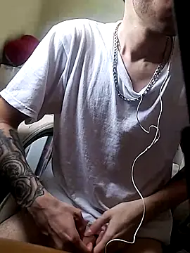 AstroRichard online show from June 10, 2026, 11:39 pm