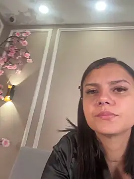 Abril jones10 online show from November 30, 2025, 1:39 am