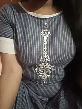 Soniya 444 online show from May 30, 2026, 1:28 pm