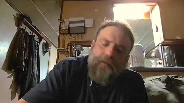 zaneporter46 online show from April 3, 2026, 11:55 pm