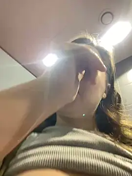 kate nicepops765432 online show from January 10, 2025, 8:18 am