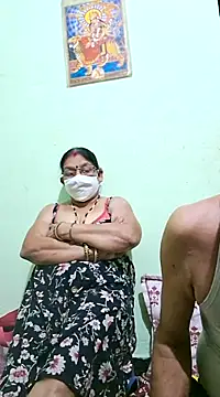Snapshot of sivani_asha chatting on March 7, 2025, 5:28 pm sivani asha online show from March 7, 2025, 5:28 pm