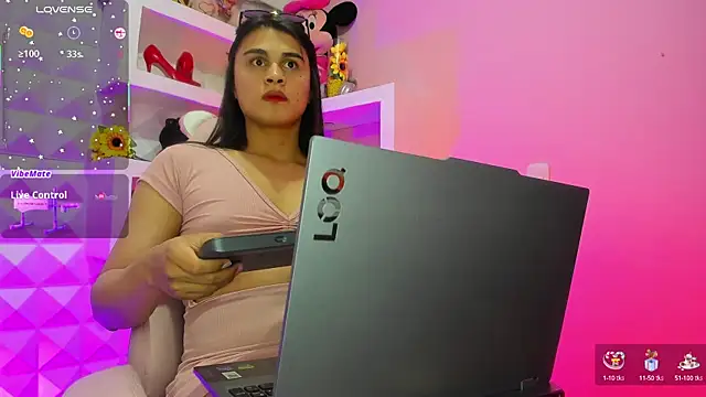 Mara-Bella online show from March 19, 2025, 10:53 pm