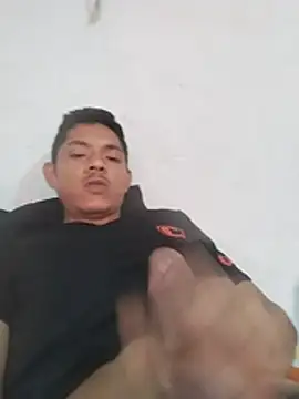 crazysex095 online show from May 18, 2026, 2:55 pm