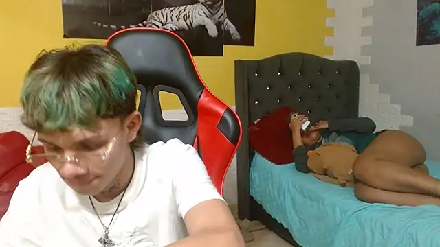 andy dan18 online show from February 21, 2026, 7:27 pm