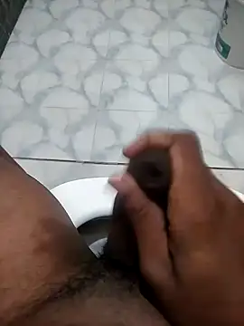 Snapshot of PLAYBOYYRAAJ chatting on December 26, 2024, 4:21 am PLAYBOYYRAAJ online show from December 26, 2024, 4:21 am