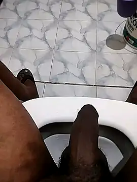 Snapshot of PLAYBOYYRAAJ chatting on February 13, 2025, 2:31 pm PLAYBOYYRAAJ online show from February 13, 2025, 2:31 pm