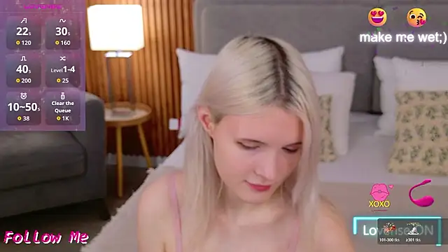 NellieLoyns online show from February 24, 2026, 6:31 pm