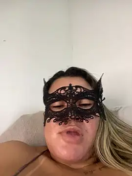 Casadadelicia26 online show from June 2, 2026, 5:46 pm