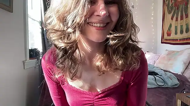 Snapshot of leahsparkles chatting on February 21, 2025, 2:48 pm leahsparkles online show from February 21, 2025, 2:48 pm