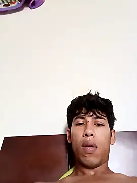 Andres123cv online show from September 16, 2025, 2:51 pm