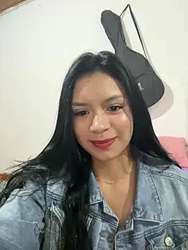 Snapshot of Charlotemonroe chatting on January 4, 2025, 2:03 am Charlotemonroe online show from January 4, 2025, 2:03 am