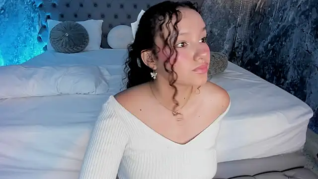 LucyLovelyy online show from March 16, 2025, 12:23 am