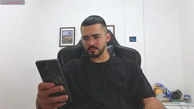 Massimoo 07 online show from January 9, 2026, 6:04 pm