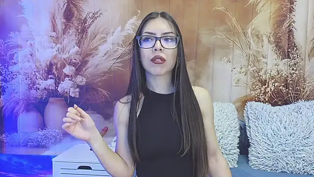 EmaLowe online show from April 1, 2026, 3:41 am